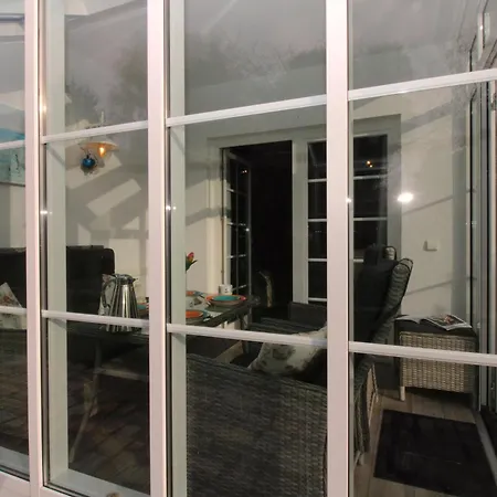 Appartement Ostseeresidenz 15 *